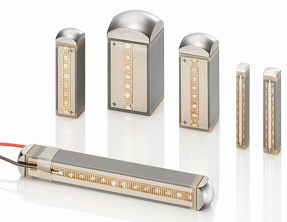 Figure 1. Ceramic-insulated, cofired high-performance piezo stacks outlast polymer-insulated types (Image: PI Ceramic)